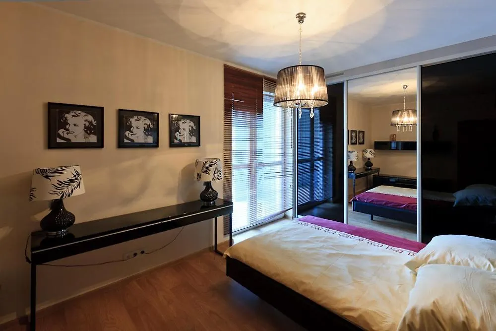 City Aparthotel Wola