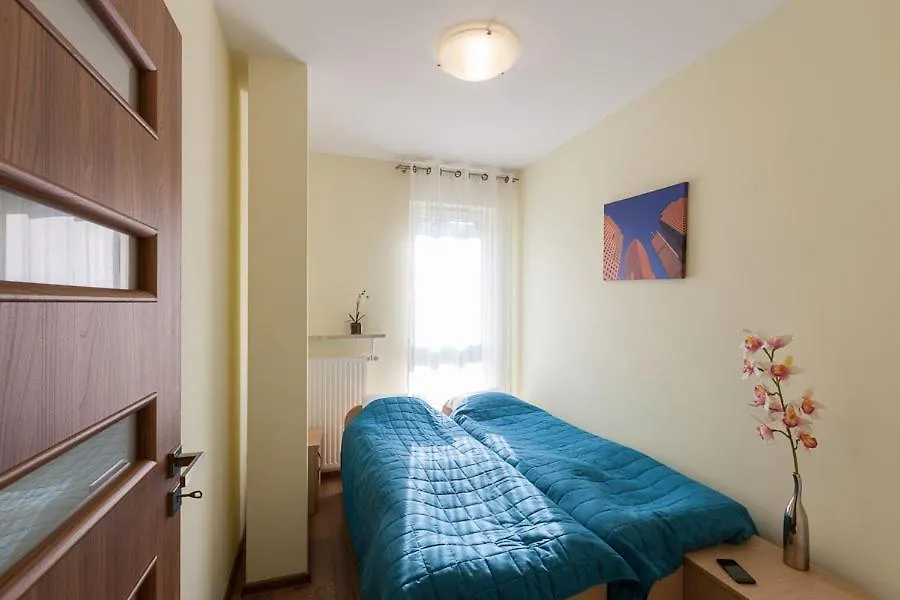 City Aparthotel Wola 3*, Varsó Lengyelország